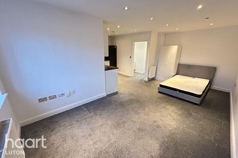 undefined, Farley Hill, Luton