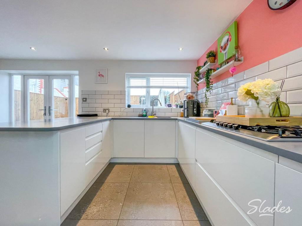 73 arnewood kitchen