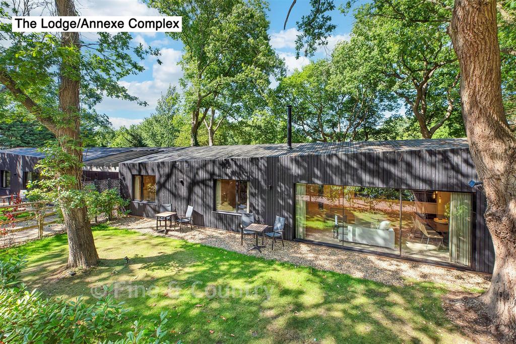 The Lodge/Annexe Complex