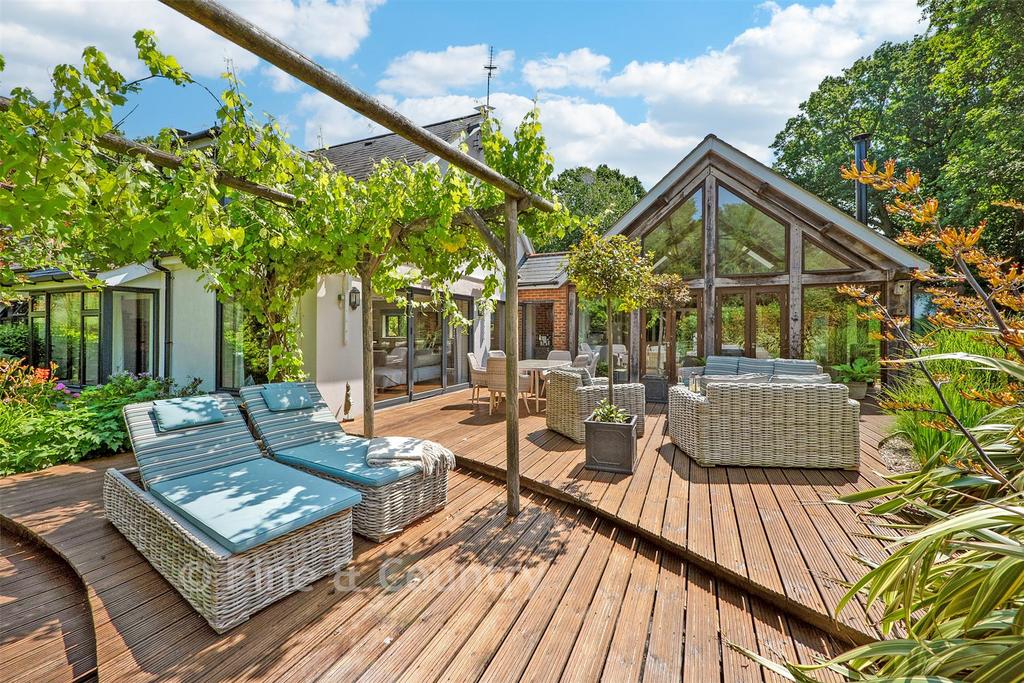 Patio/Decking