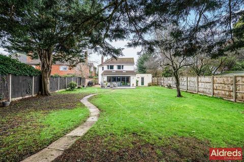 4 bedroom detached house for sale, Lowestoft Road, Gorleston, Great Yarmouth