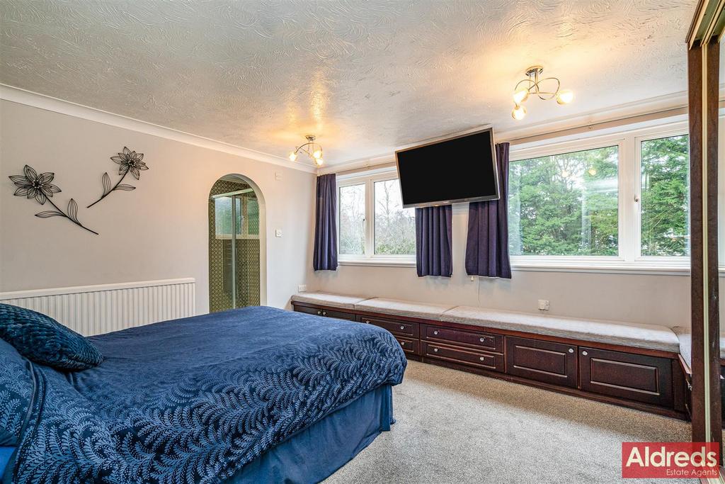 Bedroom1.jpg
