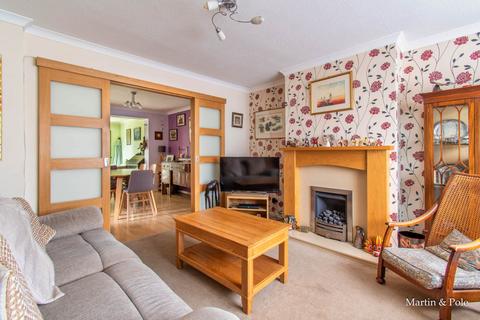 3 bedroom semi-detached house for sale, Sevenoaks Road, Earley, Reading