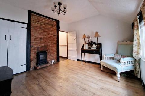 2 bedroom bungalow for sale, Station Road, Southminster CM0