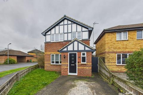 4 bedroom detached house for sale, The Pastures, Aylesbury