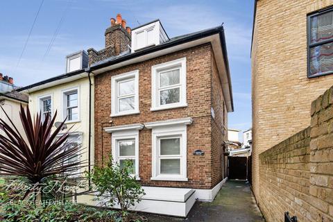 1 Silk Mills Path, London SE13