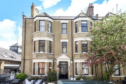 Mowll Street, Oval, London, SW9