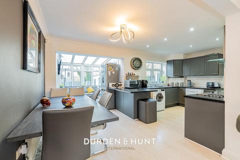 3 bedroom semi-detached house for sale, Palmerston Road, Rainham, RM13