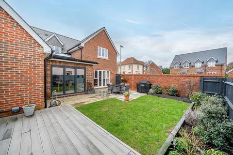 undefined, Cowslip Drive, Whitchurch, RG28 7FP