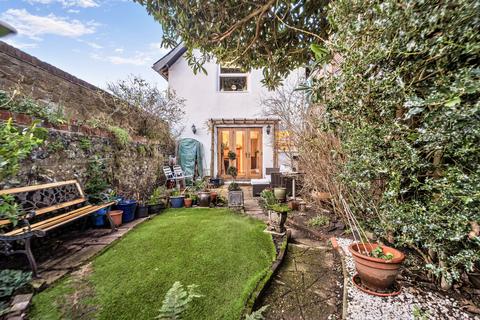 undefined, Drummond Road, Guildford, GU1