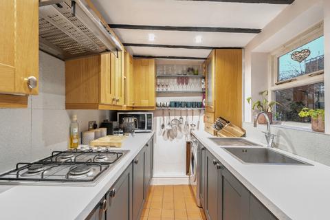 undefined, Drummond Road, Guildford, GU1