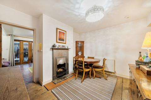 2 bedroom detached house for sale, Drummond Road, Guildford, GU1