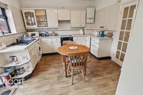 2 bedroom bungalow for sale, Kelsie Way, Hainault