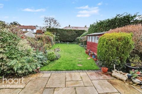 2 bedroom bungalow for sale, Kelsie Way, Hainault