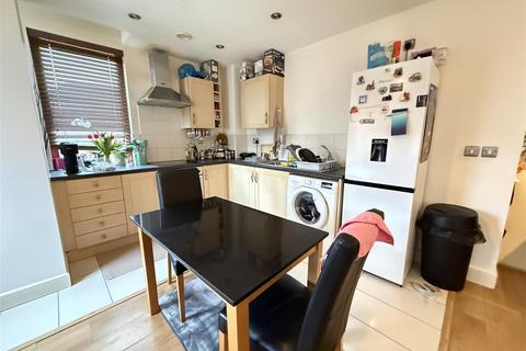 2 bedroom apartment for sale, Chatsworth House, 19 Lever Street, Manchester