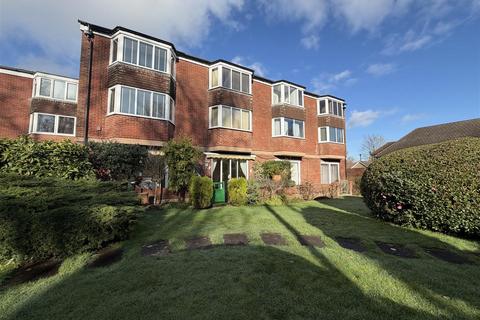 2 bedroom ground floor flat for sale, Church Lane, Southampton SO31
