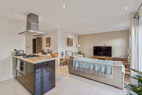 undefined, Victoria Close, Rickmansworth, WD3