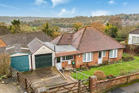 3 bedroom property for sale, The Crescent, High Wycombe HP13