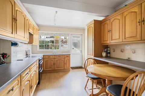 3 bedroom property for sale, The Crescent, High Wycombe HP13