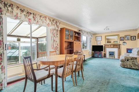 3 bedroom property for sale, The Crescent, High Wycombe HP13