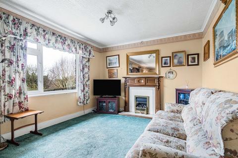 3 bedroom property for sale, The Crescent, High Wycombe HP13