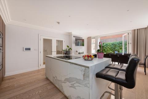 3 bedroom flat to rent, Kidderpore Avenue, London, NW3