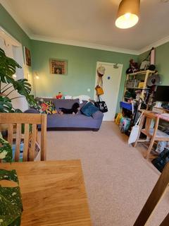 undefined, 1 Bed Top Floor Appartment