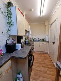 undefined, 1 Bed Top Floor Appartment