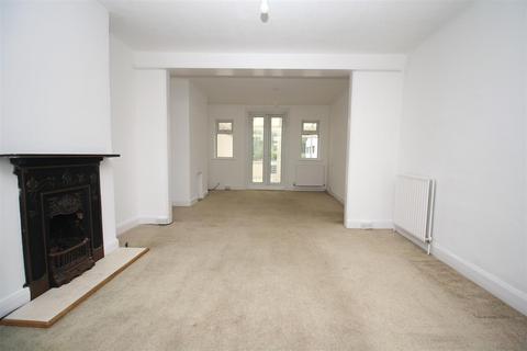 4 bedroom semi-detached house for sale, Leon Avenue, Bletchley, Milton Keynes