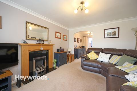 3 bedroom semi-detached house for sale, Darsham Gardens, Westbury Park, Newcastle-under-Lyme, Staffordshire
