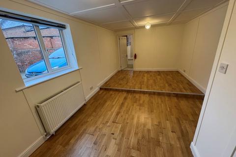 2 bedroom flat for sale, Cheddon Road, Taunton TA2