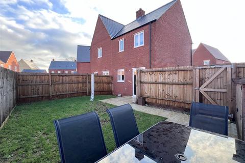 2 bedroom house for sale, Lincoln Street, Towcester