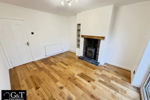 3 bedroom semi-detached house for sale, Elizabeth Road, Halesowen