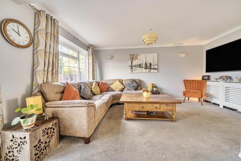 undefined, Cochrane Close,  Thatcham,  RG19,  RG19