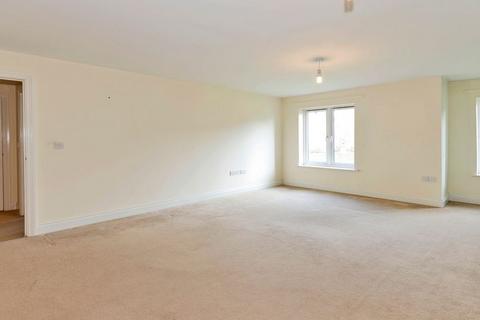1 bedroom flat to rent, Blenheim Court, Kingsquarter, Maidenhead, SL6