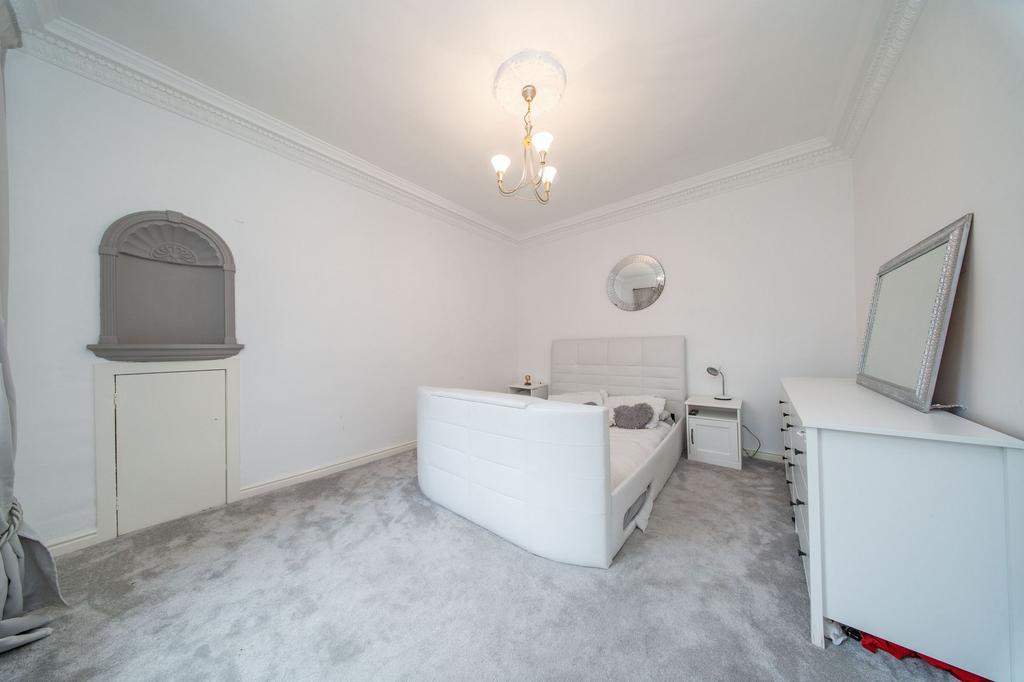 Bedroom/Lounge