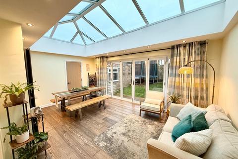4 bedroom semi-detached house for sale, Oakfield Avenue, Eaglescliffe, Stockton-On-Tees