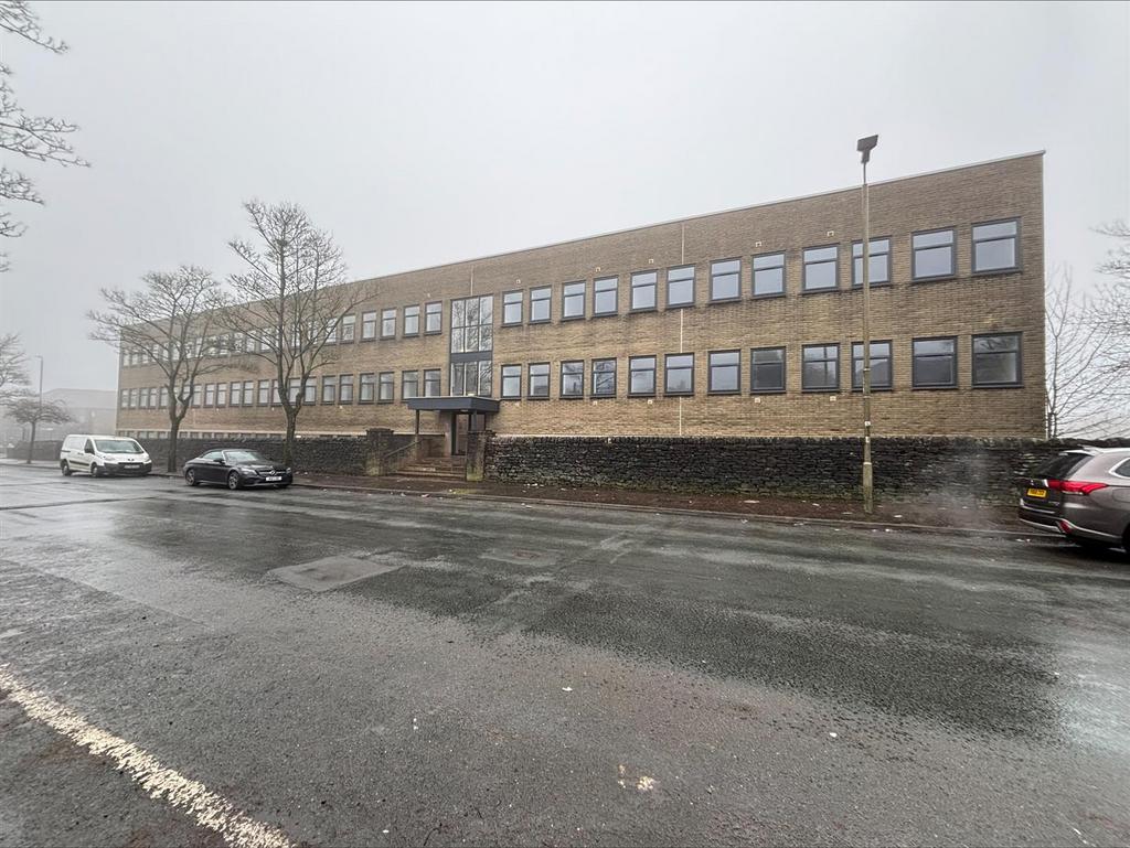 Exterior 2.jpeg