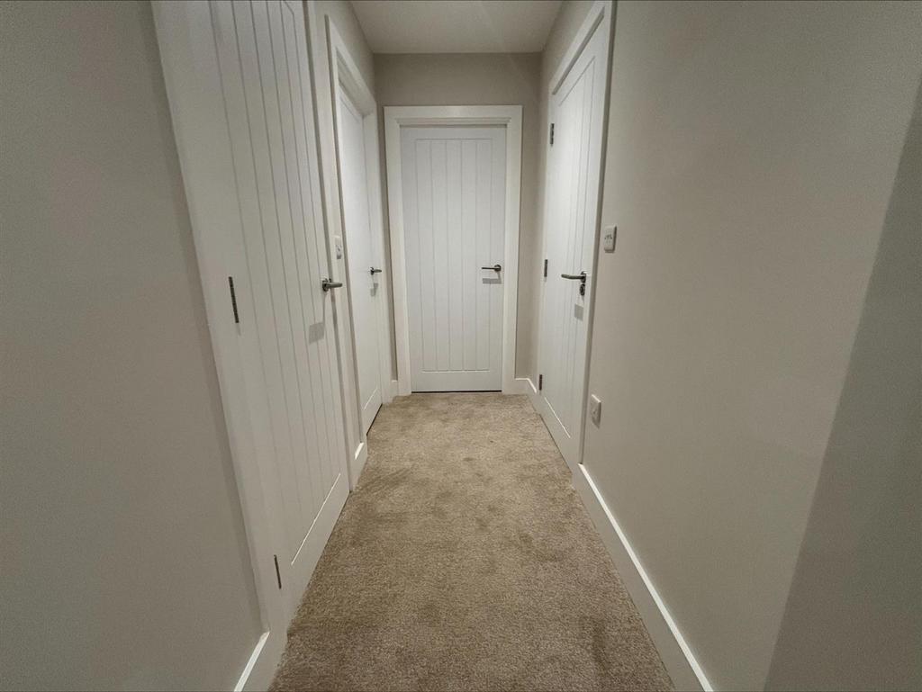 Hallway.jpeg