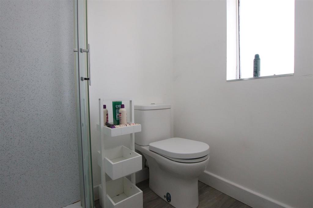 Shower room.JPG