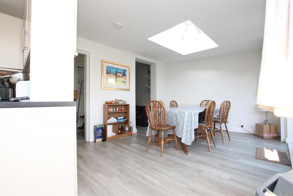 Dining area.JPG