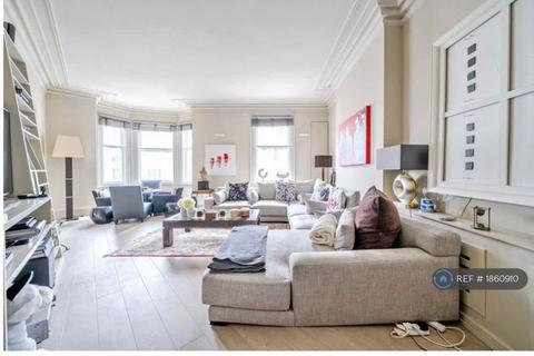 undefined, Knightsbridge, London, SW1X
