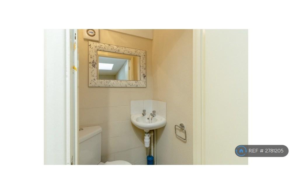 Guest Toilet