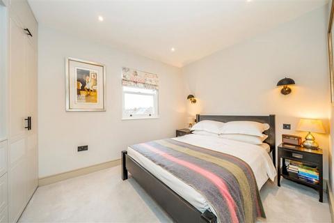 undefined, Fulham Palace Road, London SW6