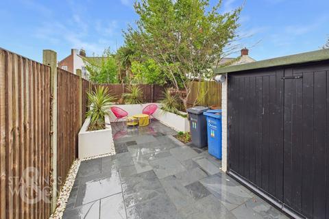3 bedroom end of terrace house for sale, Eleanor Road, Norwich