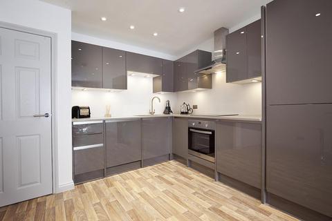 3 bedroom flat to rent, Castle Mews, St. Thomas Street