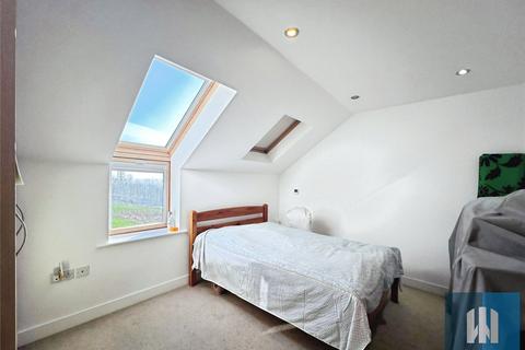 2 bedroom apartment for sale, Lime Tree Court, Grimescar Road, Huddersfield, HD2