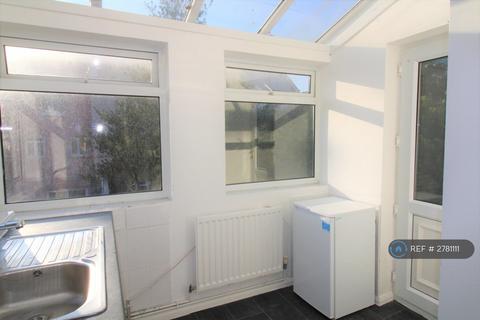 1 bedroom in a house share to rent, Roedale Road, Brighton, BN1