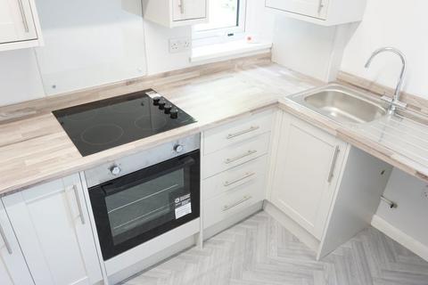 undefined, Flat 12, Dykes House, Cliff Road, Hessle
