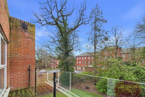 2 bedroom flat for sale, St. Crispin Drive, Duston, NN5 4DL